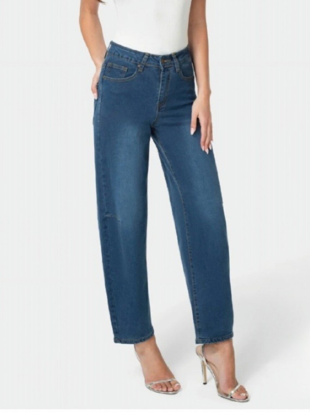 New bebe Dark Blue Barrel Jeans Women's Size 8